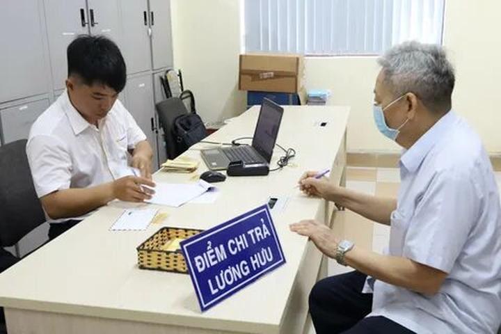 Xu hướng 3 kiểu giày phản bội chủ: Hotspot Matrix tiết lộ bí quyết video viral